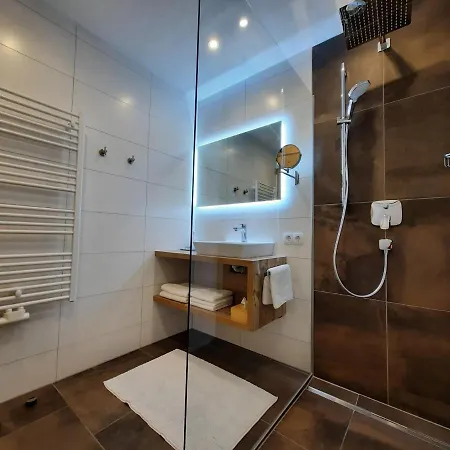 Hartl Apartment